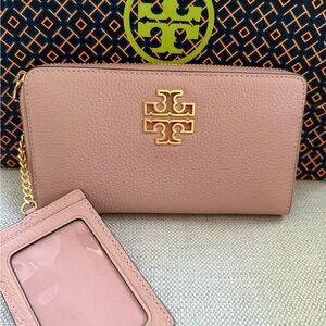 Tory Burch Pink Pebbled Leather Zip Continental